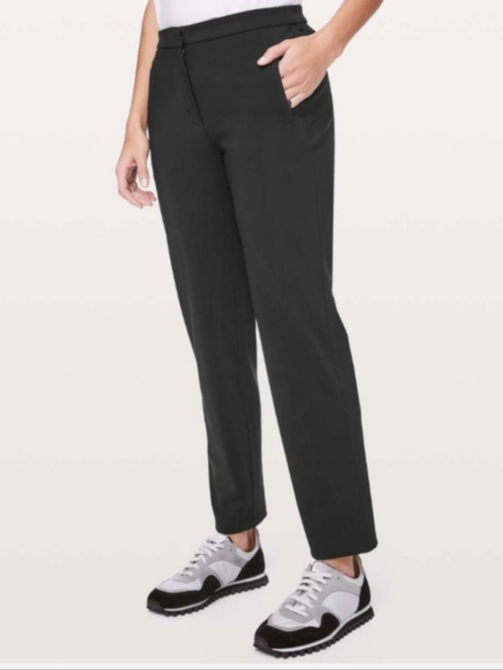 Lululemon On the Move Pant in Black